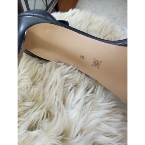 🆕⭐ BCBGeneration black stiletto heels - Picture 9 of 15